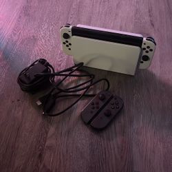 Nintendo Switch OLED (4 Joy-Cons)
