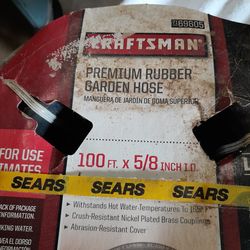Garden Hose  craftsman  100 ft 5/8
