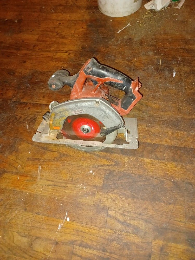 Milwakee Skill Saw