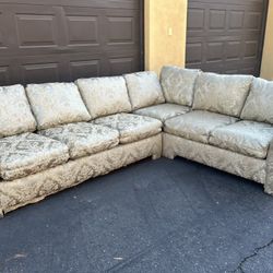 Sectional Couch 