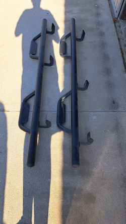 2005-2025 Nissan Frontier Crew Cab Steps