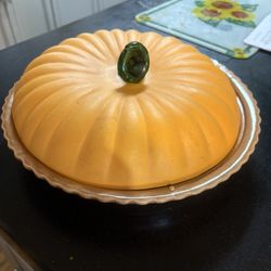 Beautiful Pie Plate - 9 Inches Inside 