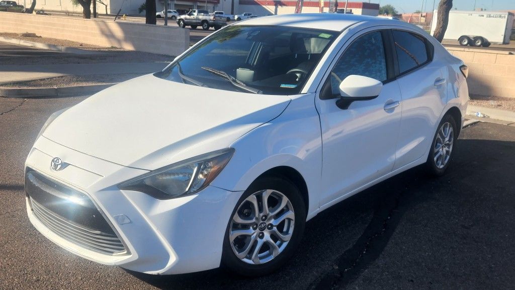 2017 Toyota Yaris iA