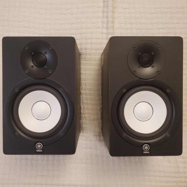 Yamaha HS50M Monitors