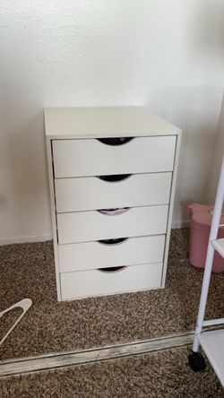 White 5-Drawer Dresser Storage Unit
