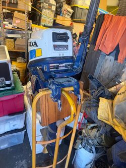 Honda 4 stroke outboard boat motor