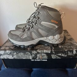 Hiking boots Men’s 8.5 Or Woman’s 10