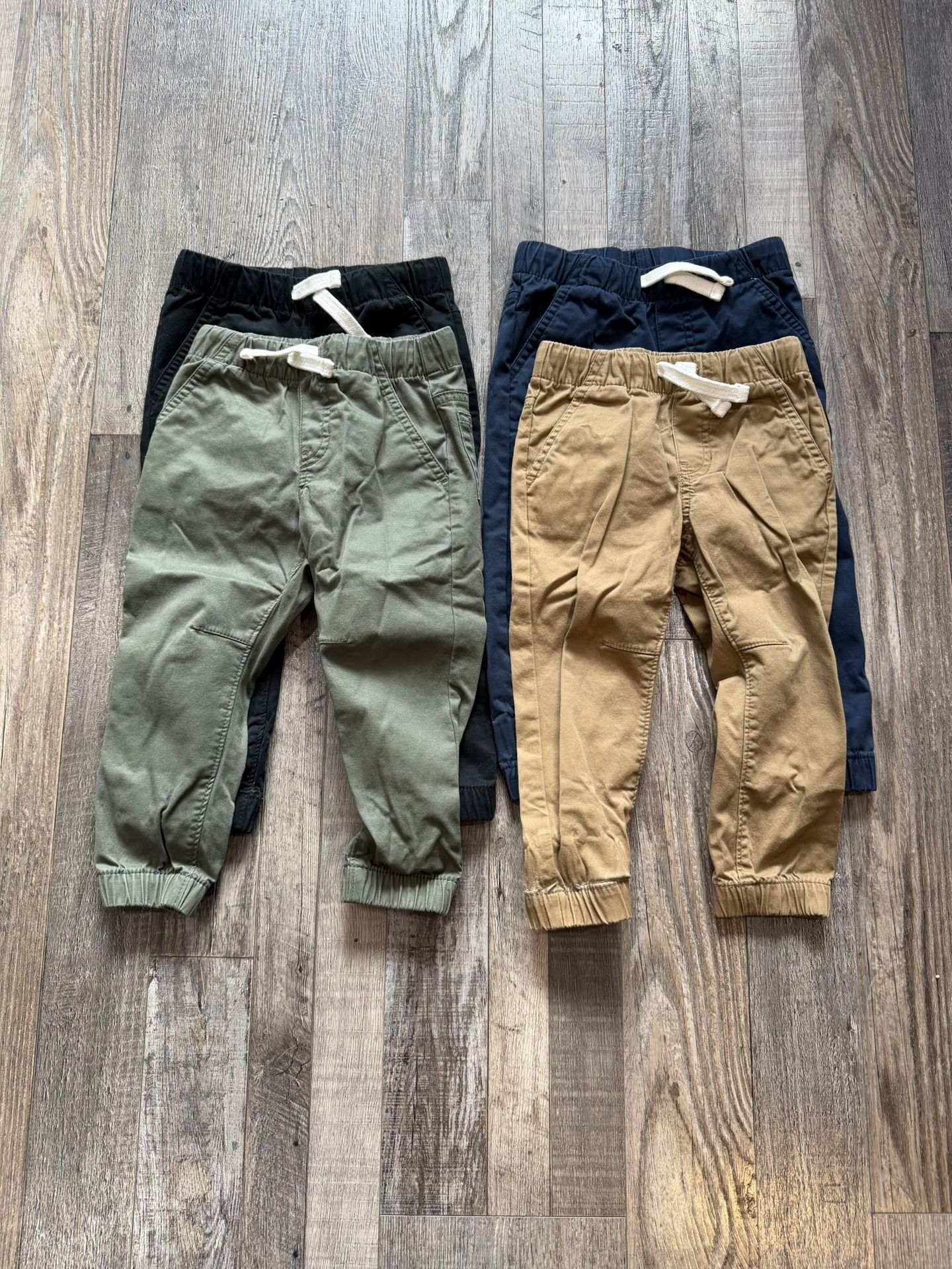Cat & Jack 2T Jogger Bundle