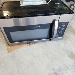 Frigedare Over The Range Microwave