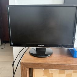 24” Computer Monitor Samsung