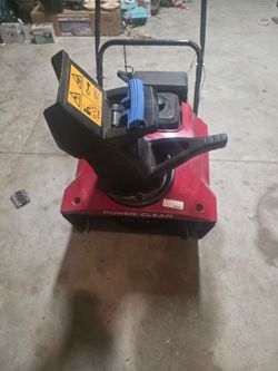 Toro 721E Gas Snowblower