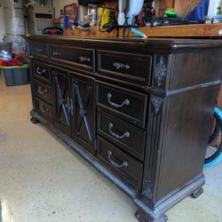 Solid Wood Dresser 