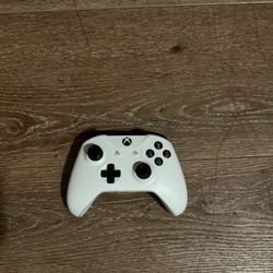 Xbox One Wireless Controller 