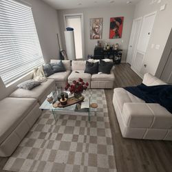 Large L-Shaped Sectional Couch – Clean & Comfy