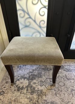 Tufted Ottoman (Vanity Stool)