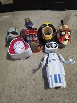 Marvel popcorn buckets lot