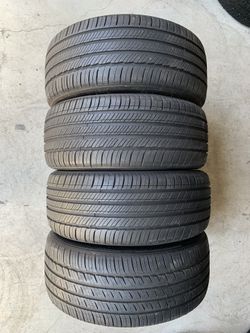 Set of take offs Michelin 235/40/19