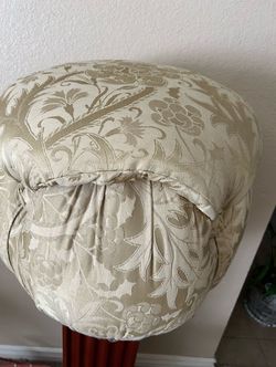 Ottoman/footstool
