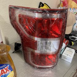 2018-2020 ford f150 tail light 