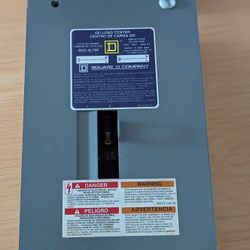 Square D QO2-4L70F 70A Load Center Main Lug 1-Phase 2-Spaces 4-Circuits .240V