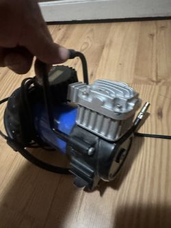 Portable Car Air Pump N Light