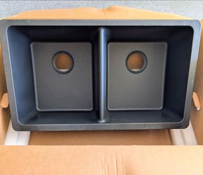New $450 retail ELKAY ELGU3322 Quartz Double Basin Sink Black