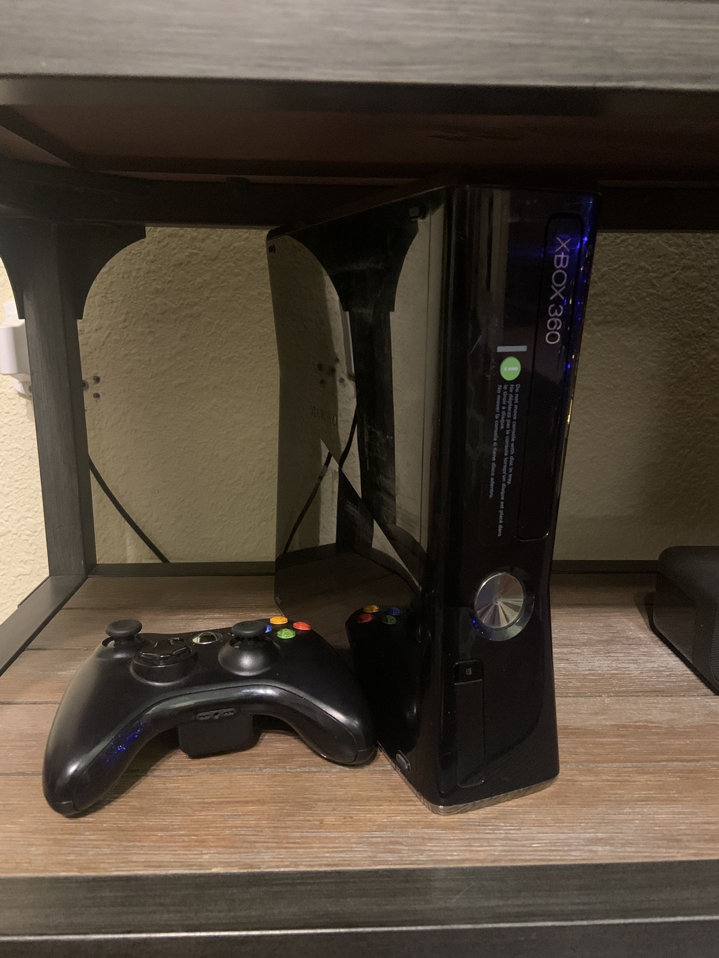 Xbox 360 S Complete & Refurbished