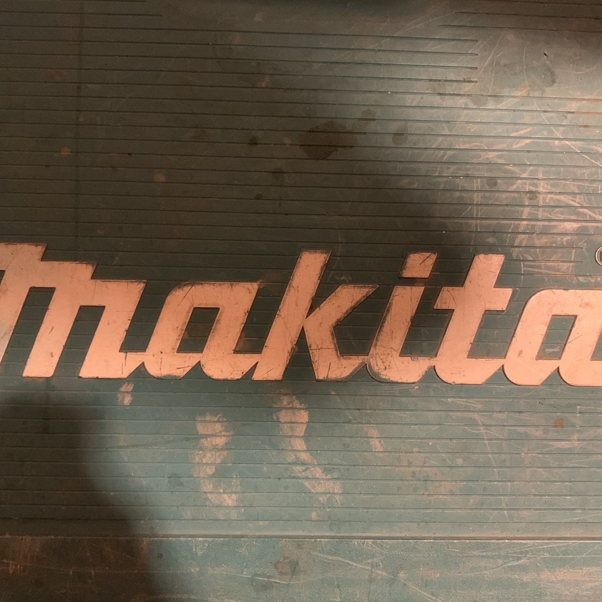 Makita demolition hammer