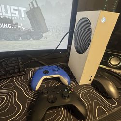 Xbox series s with controllers