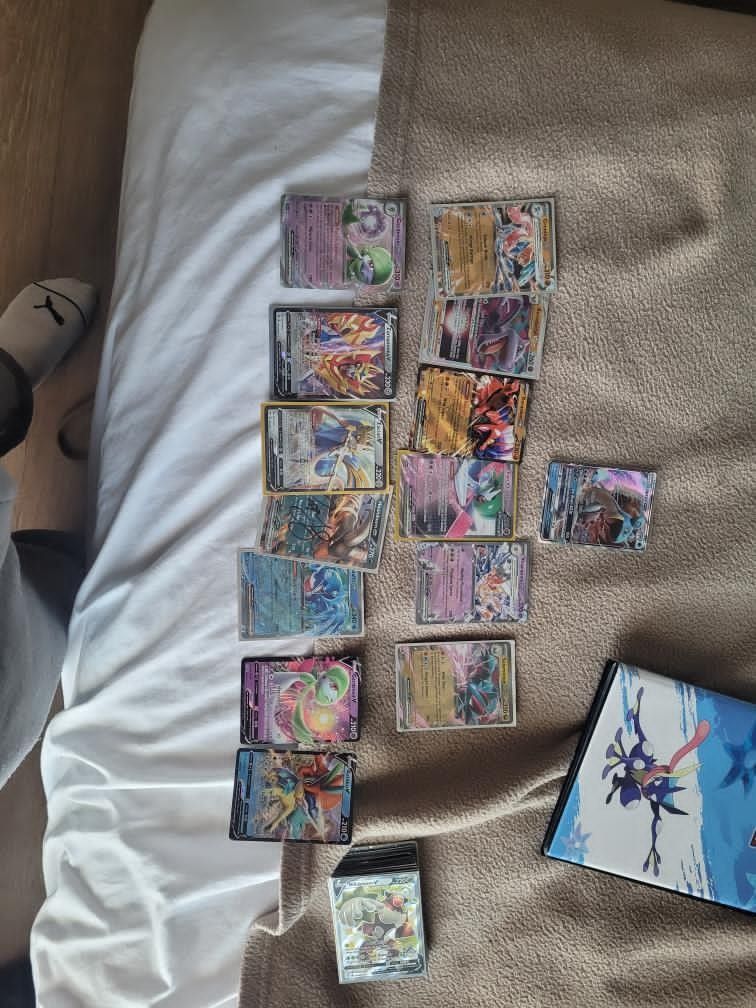 Pokemon Cards 
