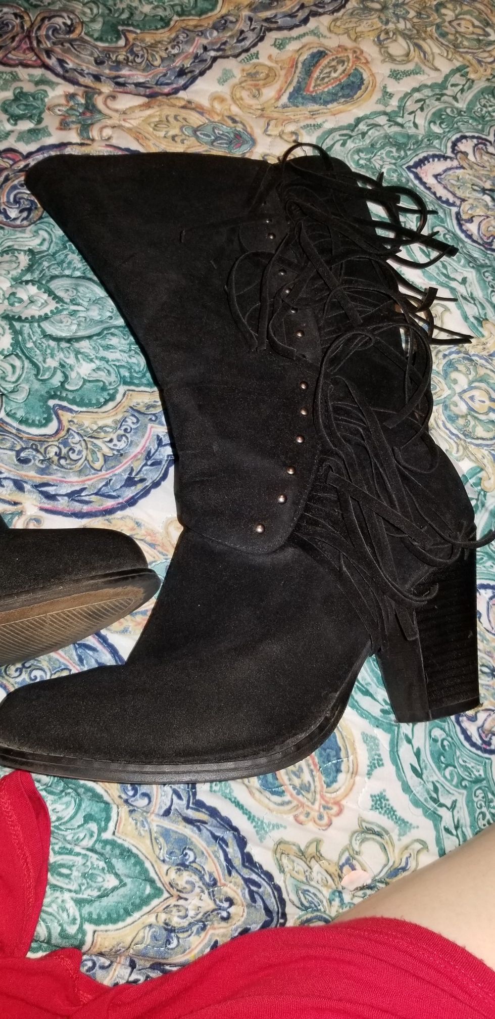 Black fringe boots