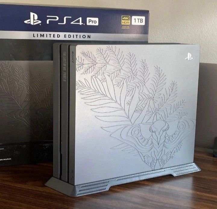 Sony PlayStation 4