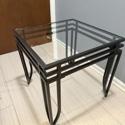 Corner coffee table 