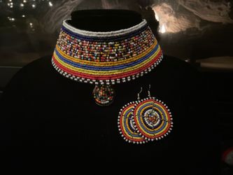 Hand made necklaces from Tanzania - Chockers