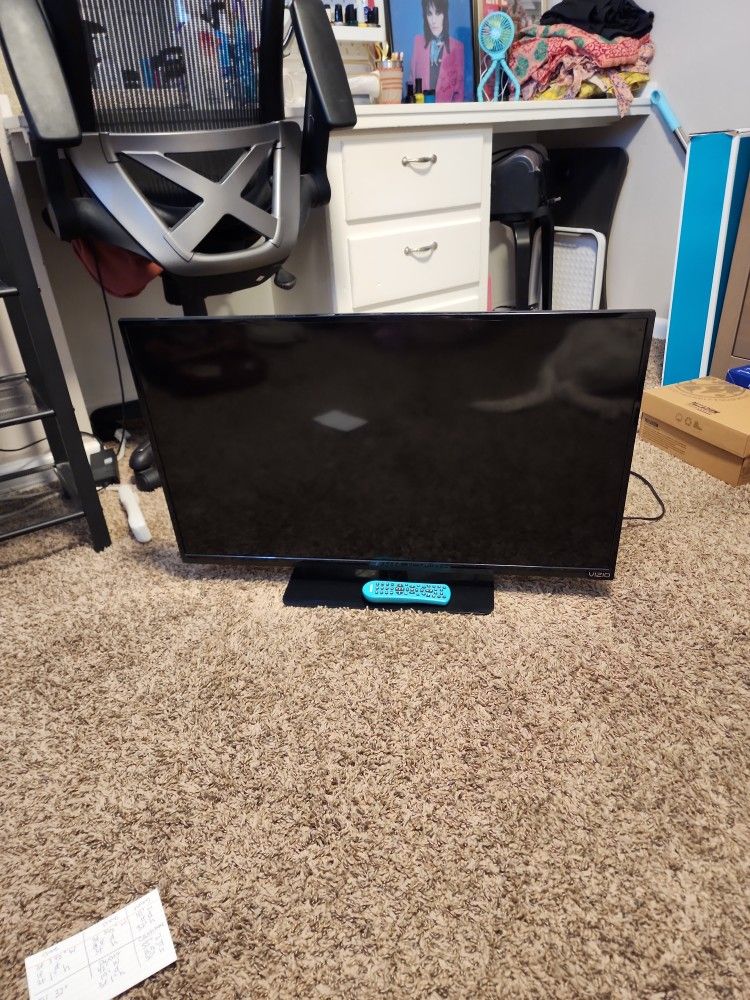 32" Vizio TV