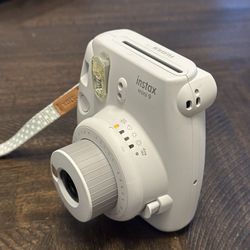 Fujifilm Instax Mini 9 