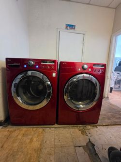 LG Front Load Washer and Dryer Set
