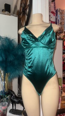 Satin green