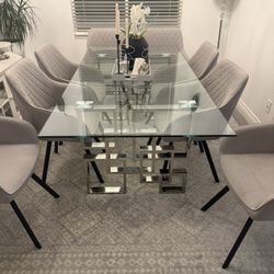 Modern Glass Dining Table 79x39x30– Sleek Metal Base – Excellent Condition