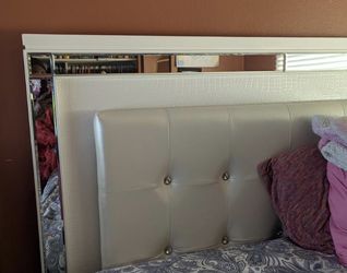 Tv Head Board