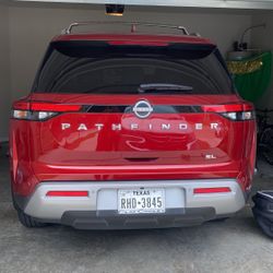 2022 Nissan Pathfinder