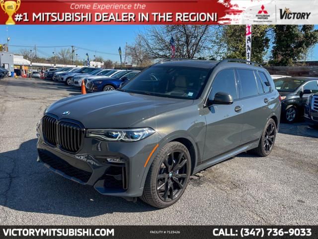 2021 BMW X7