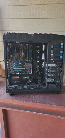 Gamer co.puter case with Accessories