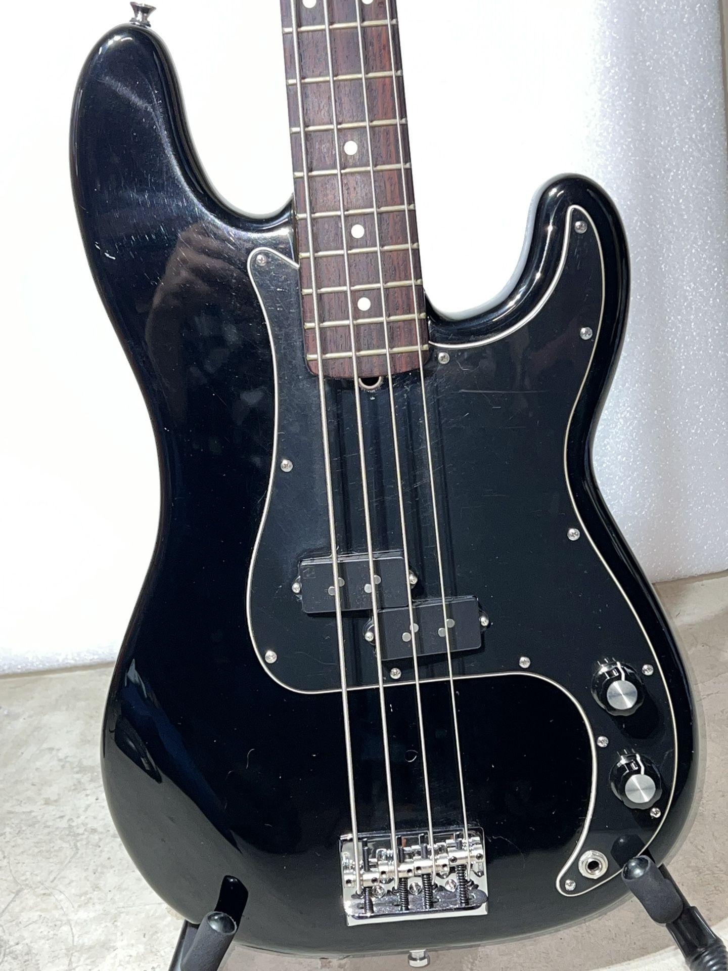 Two American Fender Bass Guitars Deal