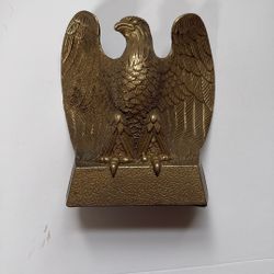 Metal Eagle Sculpture 