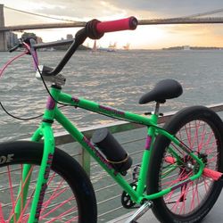 Custom Om DuroXL SE Bike 27.5in