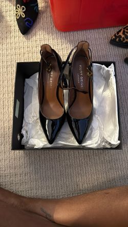 Kurt Geiger- platform Patent leather Mary Jane Size 8