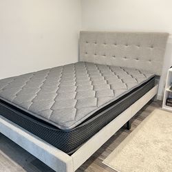 Frame with mattress queen size