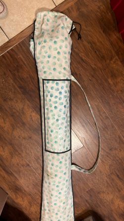 Patio umbrella polka dots