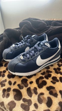 Nike Cortez size 6